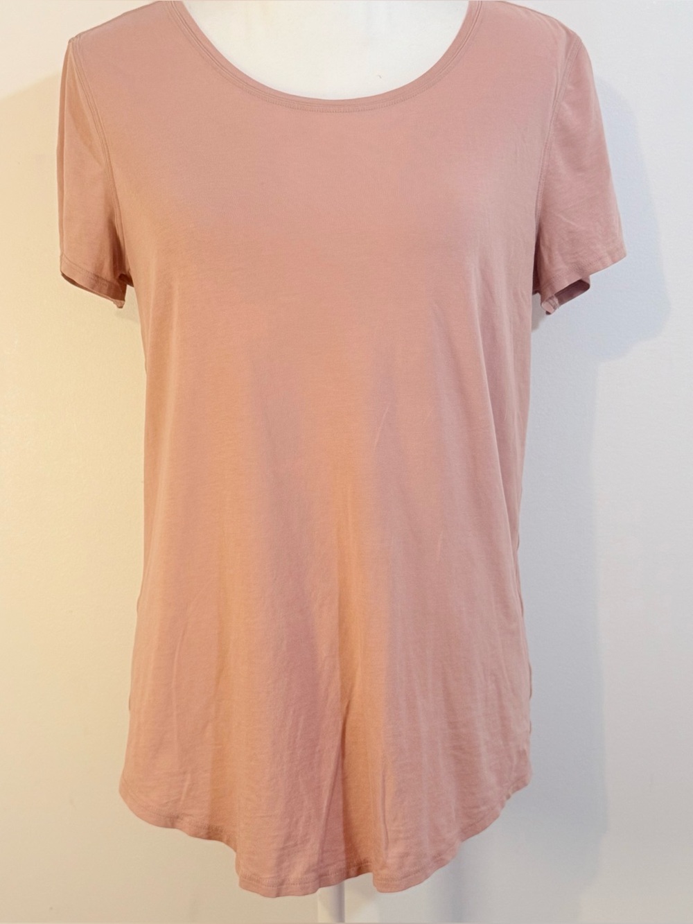 Lululemon Women’s Pink Short Sleeve Scoop Neck Pima Cotton Tee Shirt Size 8